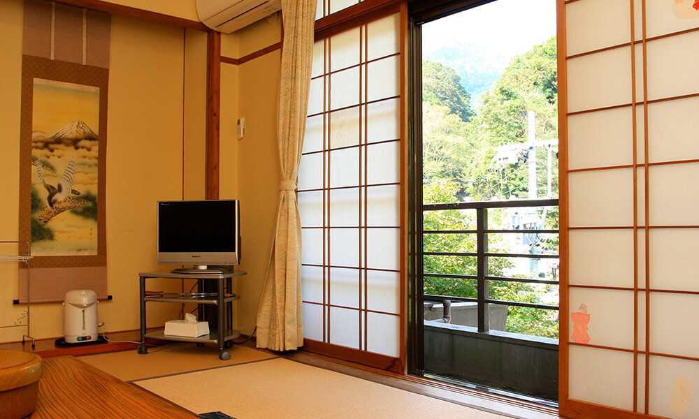 湯の山ロッジのお部屋